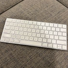 Apple ワイヤレスキーボード US配列 A1644