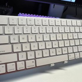 Apple Magic Keyboard ホワイト