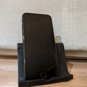 iPhone SE (第3世代)ミッドナイト64GB