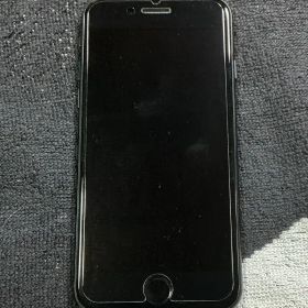 美品 Apple iPhone SE (第3世代) 64GB ブラック カバー付