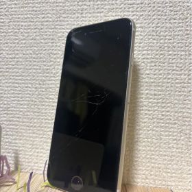iPhoneSE3 画面傷のため ジャンク