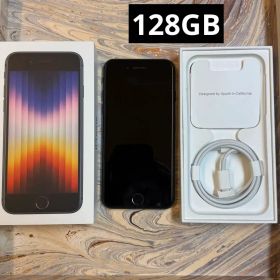 Apple iPhone SE (第3世代) ブラック 本体 箱有 コード未使用