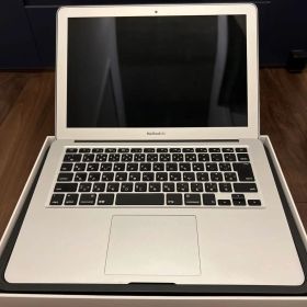 Apple MacBook Air 2017 13インチ 128GB・箱あり