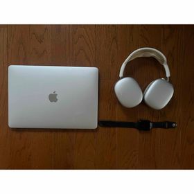 MacBook Pro&AirPods Max&Apple Watch SE (ノートPC)