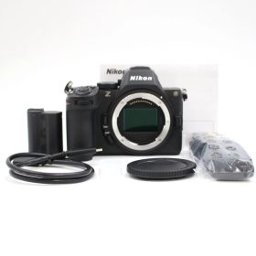 ■シャッター数262枚！新品同様■ Nikon Z5II ボディ ミラーレス一眼カメラ ニコン