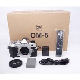 ショット数1127枚 !【極上品】OM SYSTEM オリンパス OLYMPUS OM-5 ボディー シルバー [5N1201]