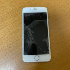 iPhone 8 シルバー 64 GB Softbank