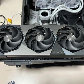 MSI GeForce RTX 5090 32G SUPRIM SOC