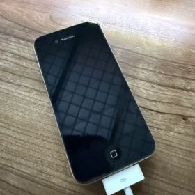 Apple iPhone 4 ブラック