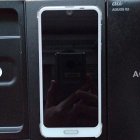 AQUOS R2 ホワイト 本体 箱付き
