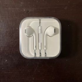 未開封Apple EarPods ホワイト ステッカー付き