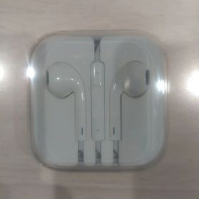 Apple iPhone EarPods ホワイト 新品未使用