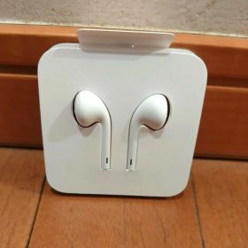 【純正】新品 Apple EarPods Lightning イヤホン