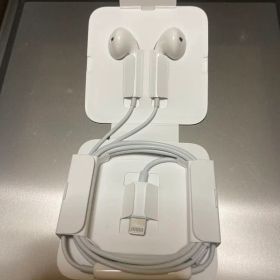 Apple EarPods Lightning ライトニング 未使用 純正品