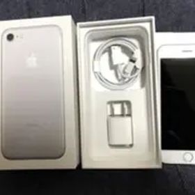 美品■Apple■ iPhone7 32GB 本体 箱付き