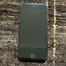 Apple iPhone 7 ブラック 本体