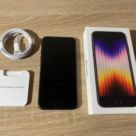 7069 iPhone SE 第三世代 ブラック
