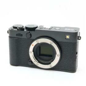【中古】 《美品》 FUJIFILM X-E5 ボディ ブラック 【ストラップ取付部部品交換/各部点検済】 [ デジタルカメラ ]