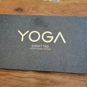Lenovo Yoga Smart Tab 本体