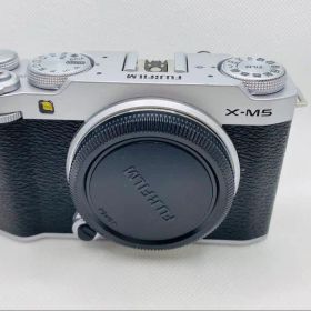 Fujifilm X-M5 ミラーレスカメラ シルバー