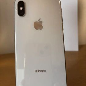 Apple iPhone XS シルバー 本体 SIMフリー