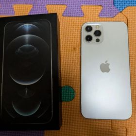 Apple iPhone 12 Pro 256GB シルバー 本体