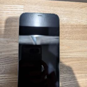 Apple iPhone 12 Pro グラファイト