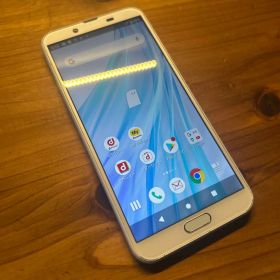 Aquos SH-01L simロック解除済み