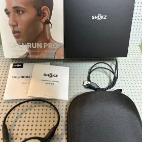 SHOKZ OPENRUN PRO 骨伝導イヤホン