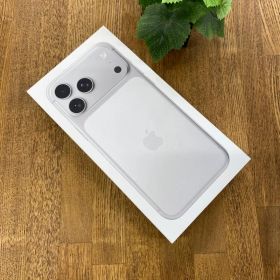 新品・未開封 iPhone17 ProMax 2TB シルバー 国内SIMフリー