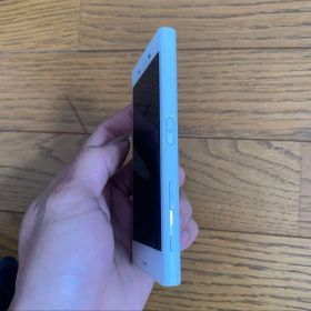 Xperia X Compact SO-02J SIMフリー 美品 動作良好