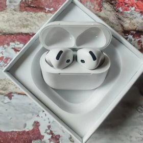 Airpods 第4世代 ANC ノイズキャンセリング付き