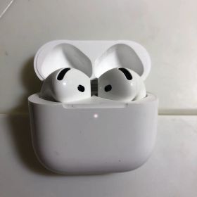 Apple AirPods 第4世代 ANC ノイズキャンセリング付き