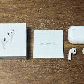 Apple airpods 4 アクティブノイズキャンセリング機能付き