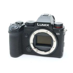 【中古】 《良品》 Panasonic LUMIX DC-S5 ボディ 【液晶パネル部品交換/各部点検済】 [ デジタルカメラ ]