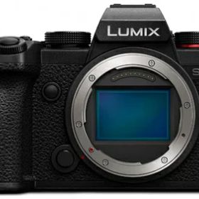【中古】（新古品） パナソニック(Panasonic) フルサイズ ミラーレス一眼カメラ ルミックス S5 ボディ 小型 軽量モデル ブラック DC-S5-K