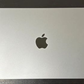 【美品】Apple MacBook Air M2/8GB/256GB 13インチ