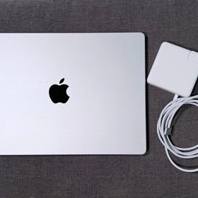 MacBook Pro 14インチ 2021 M1 Pro 32GB 1TB