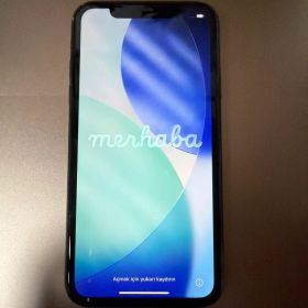 Apple iPhone 11 ブラック 本体