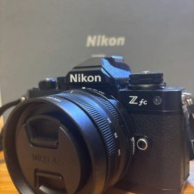 700枚 バッテリー2個 美品 Nikon zfc ミラーレス一眼 ブラック