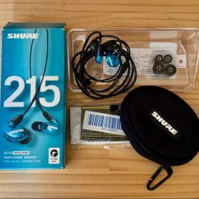 SHUREのSE215 SPE-Aブルーイヤホン