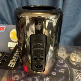 Apple Mac Pro 2013 XeonE5 12コア+64GBメモリ