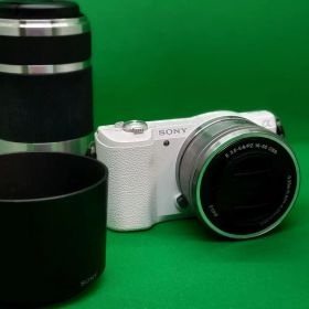 SONY ミラーレス一眼 α5100 16-50mm & 55-210mm