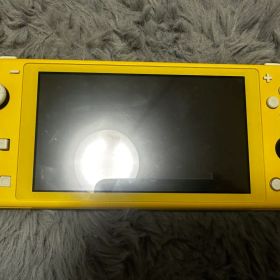 Nintendo Switch Lite イエロー
