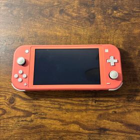 Nintendo Switch Lite コーラル