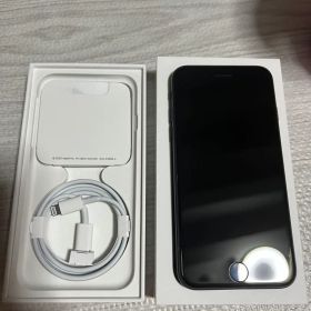 s*0様 あ*^様 Apple iPhone SE （第二世代）64GB ブラッ