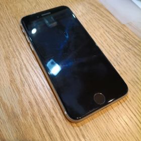 Apple iPhone SE2 128GB SIMフリー