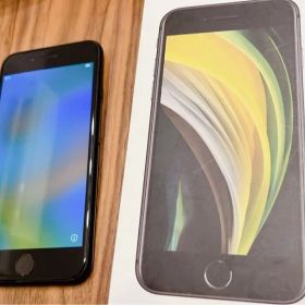 【極美品】iphoneSE2 128G SIMフリー本体
