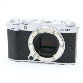 【中古】 《新同品》 FUJIFILM X-M5 ボディ シルバー [ デジタルカメラ ]