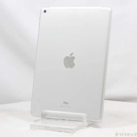 〔中古品〕 iPad 第7世代 32GB シルバー MW6C2J／A docomoロック解除SIMフリー【297】